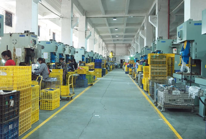 Large gantry stamping machine